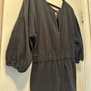 Free People Charcoal Keyhole Top